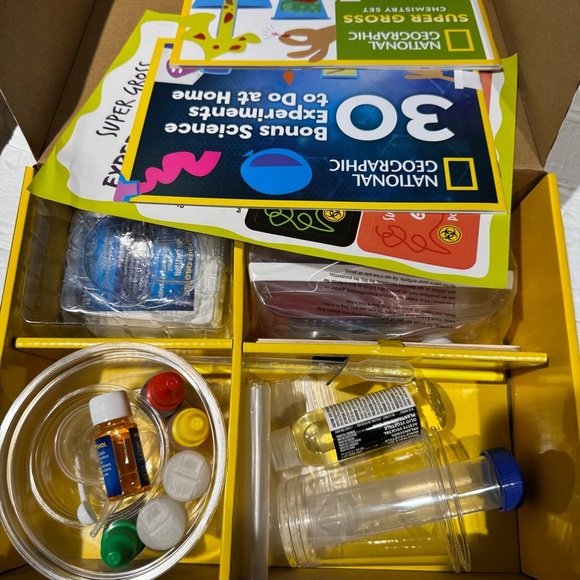 New National Geographic Super Gross Chemistry Set, STEM - Picture 2 of 11